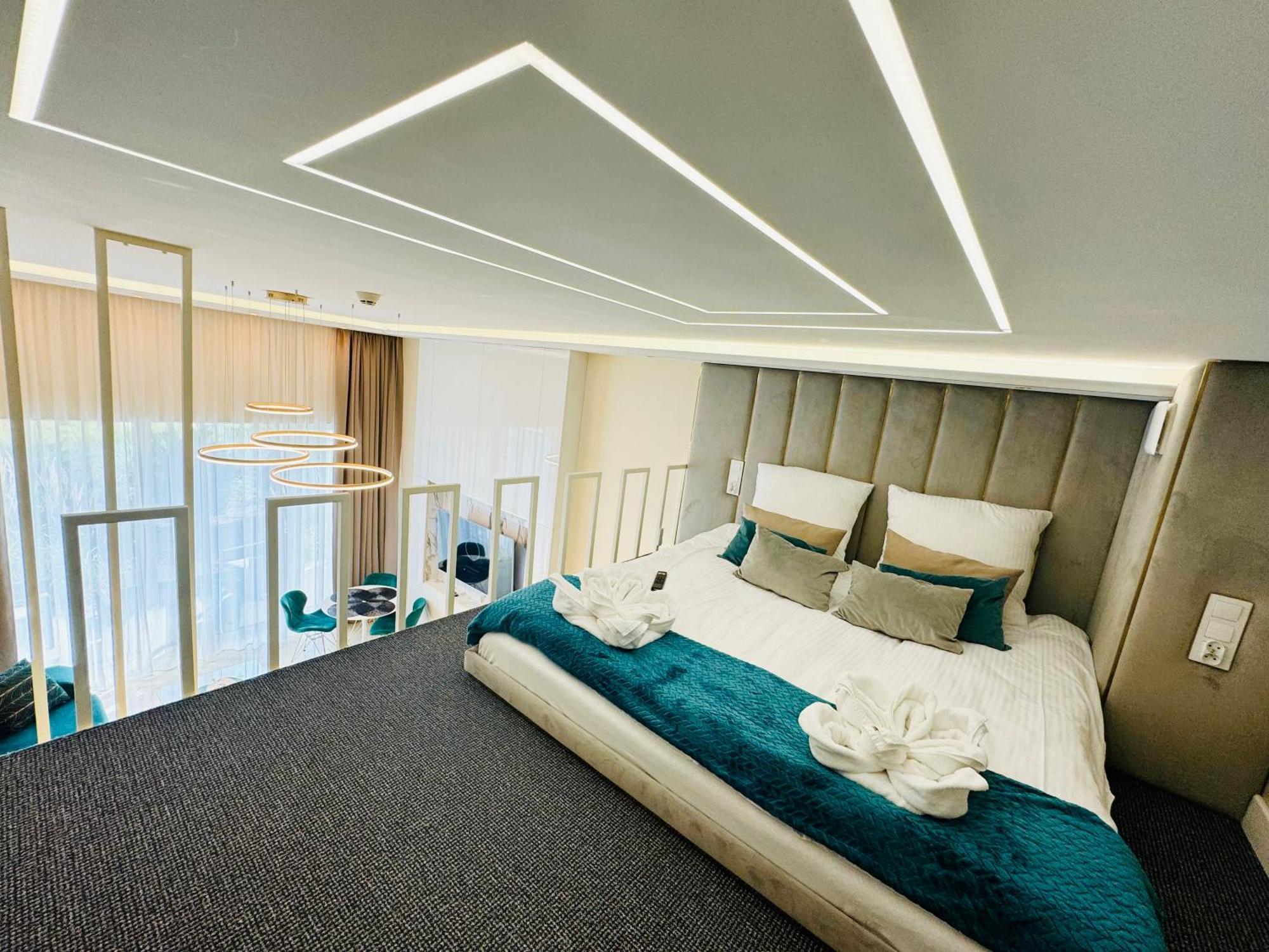 Adonis Beach سفينويتشي المظهر الخارجي الصورة